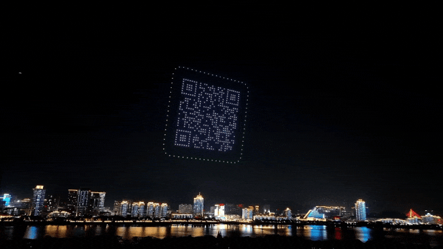 d0d4f178f5324fc881f27279f835cbf61713065011994.gif